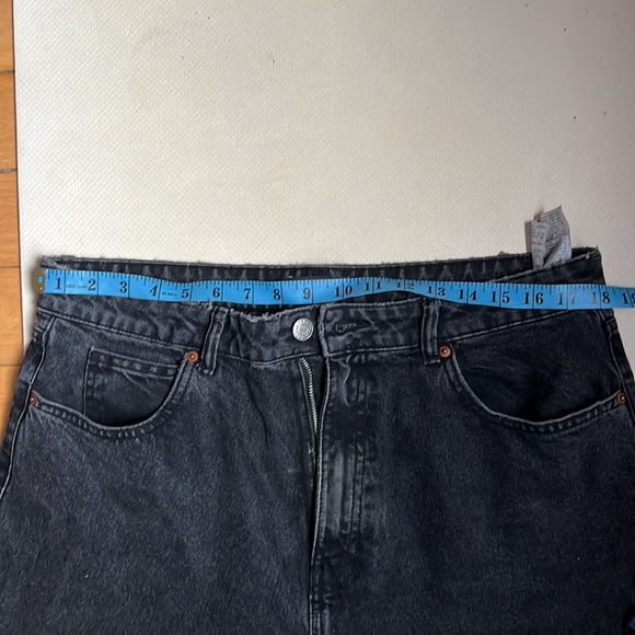 Zara size 14 no stretch - Picture 6 of 7